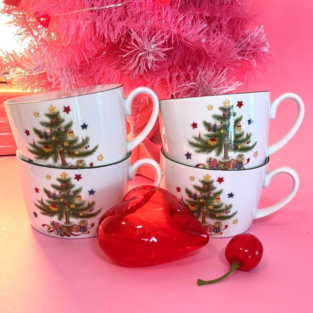 Vintage Christmas mugs
